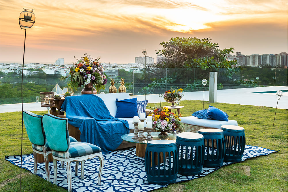 lounge azul e branco rustico chique casamento ao ar livre no jardim rj Rio de Janeiro Barra da Tijuca