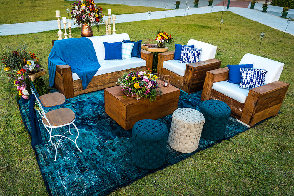 lounge azul rustico chique casamento ao ar livre no jardim rj Rio de Janeiro Barra da Tijuca